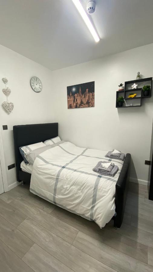 Bvapartments-Queensgate 2 Huddersfield Bagian luar foto